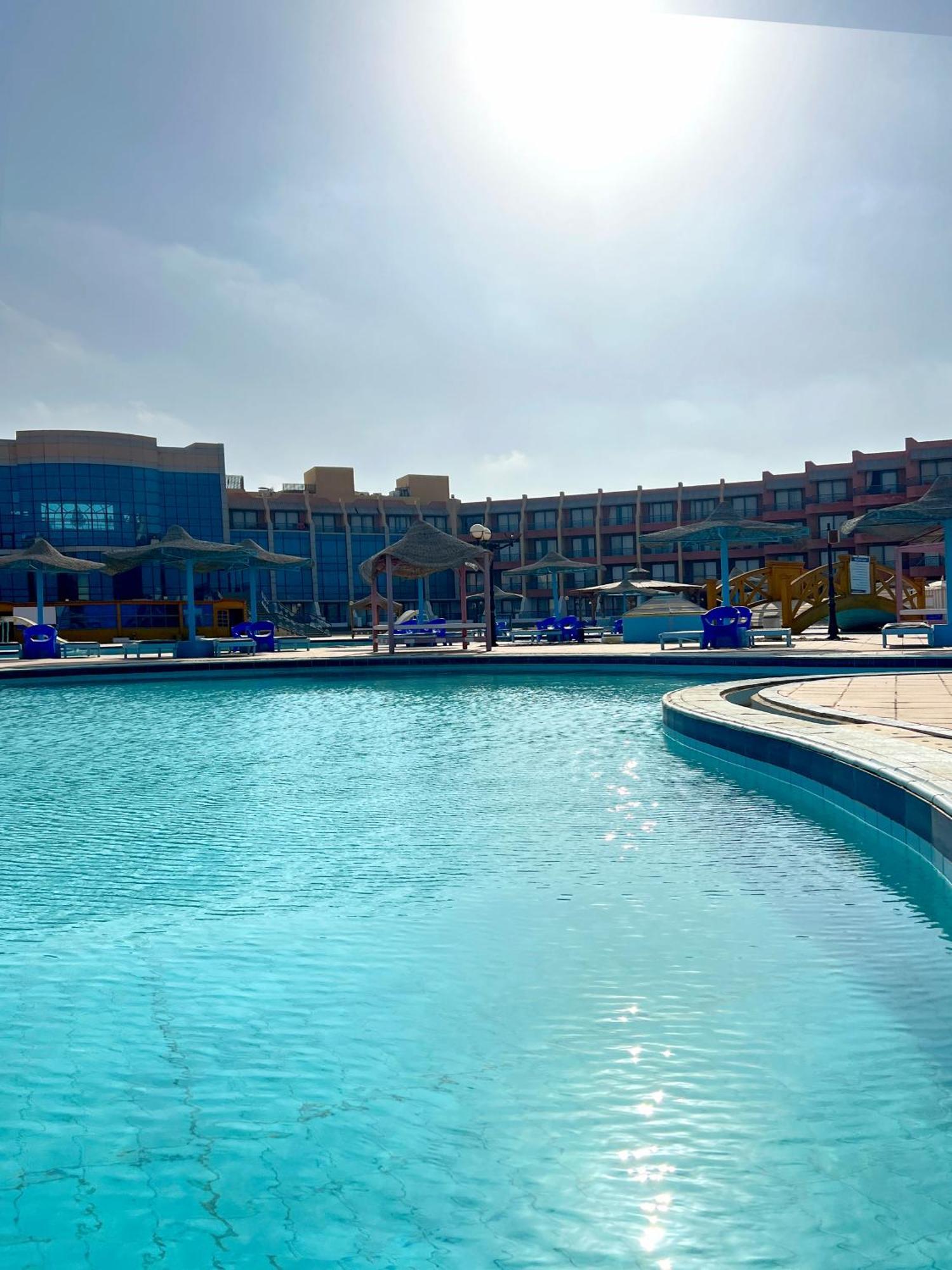 Sinaway Lagoon Aquapark And Spa Отель