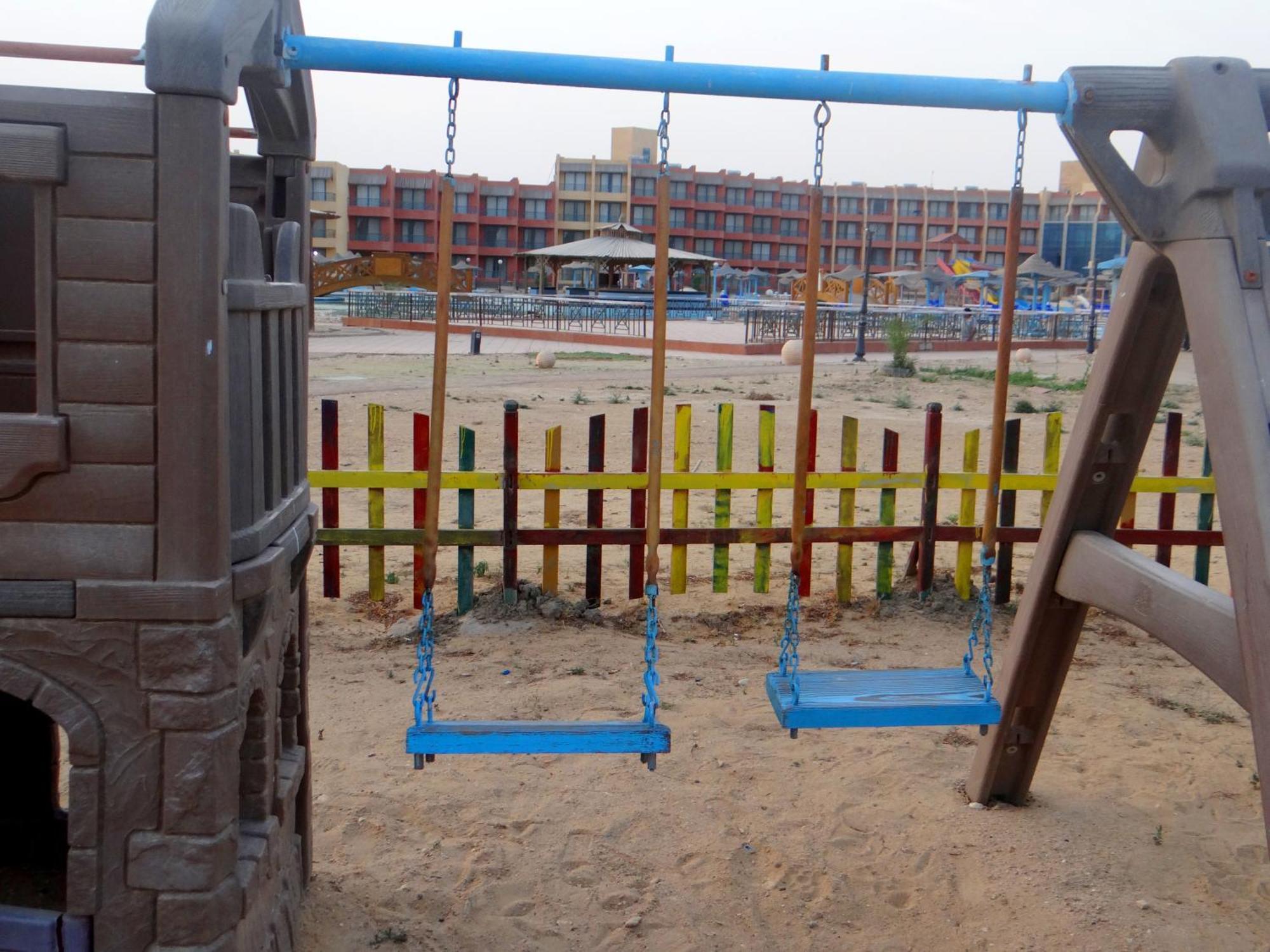 Sinaway Lagoon Aquapark And Spa Отель